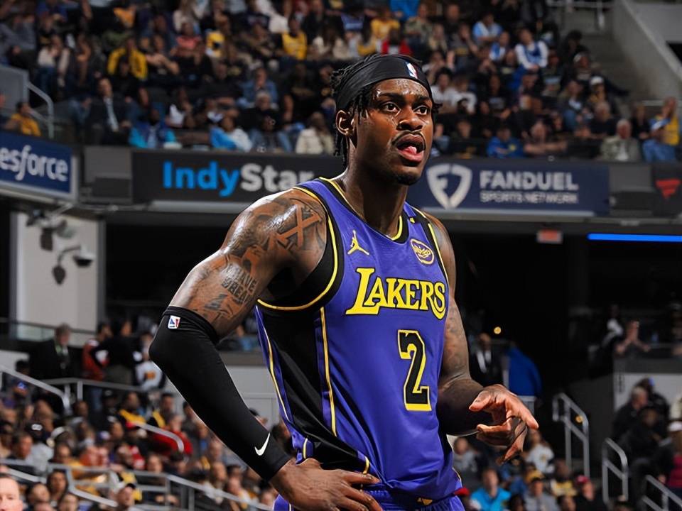 NBA赛季：湖人队锋线更强大，备战季后赛