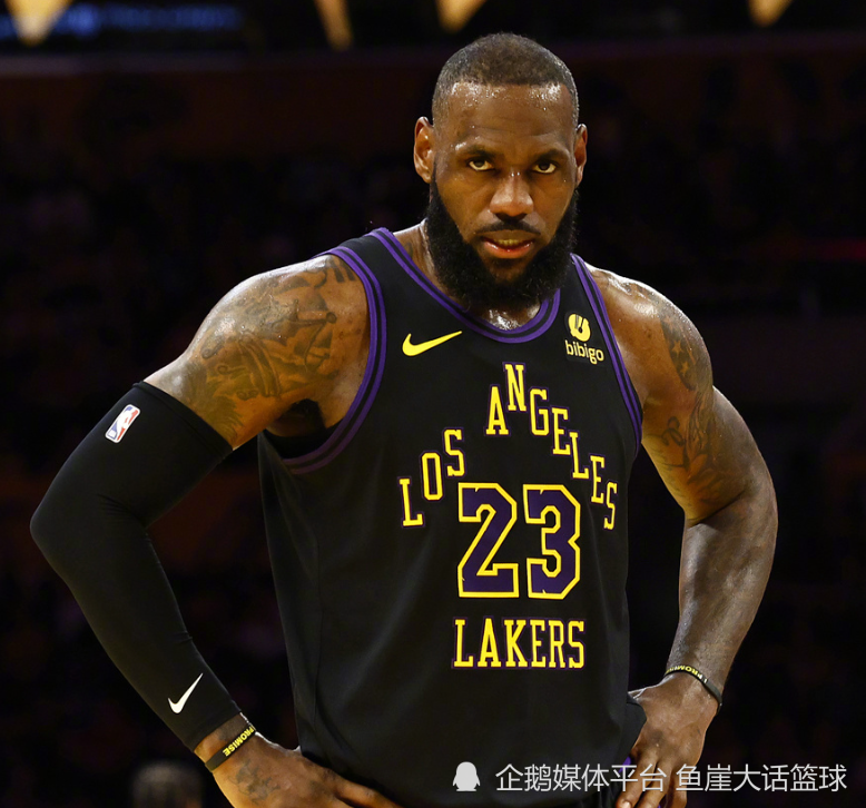 开云体育官方网站-拓者客场逆转老鹰：杰拉德-亨德森全场发威带队实现逆转