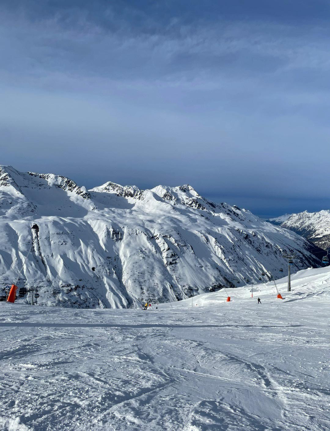大滑雪项目赛场疯狂！奥地利选手完胜对手！