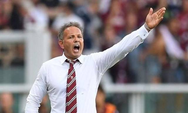 克罗托内主帅喊话：拒绝再次降级