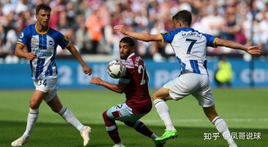 开云下载-包含汉堡成功逼平弗赖堡，双方力保不败纪录的词条