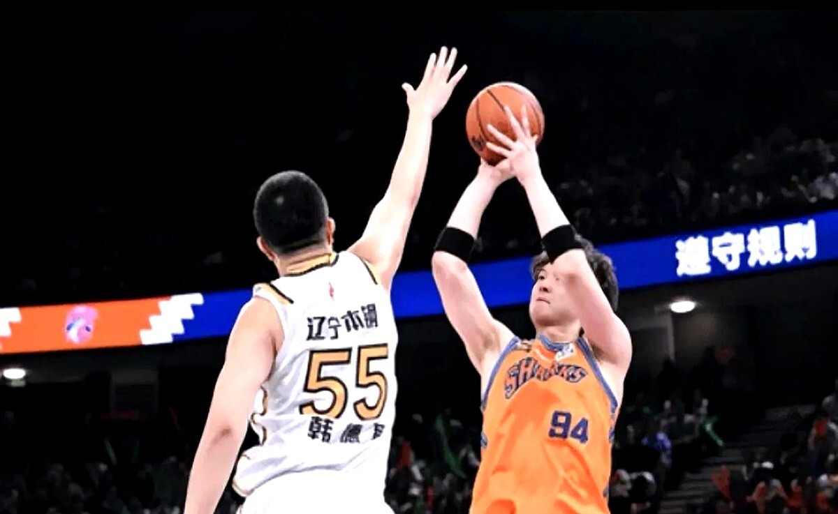 关于利普齐格队在比赛中取得关键胜利的信息