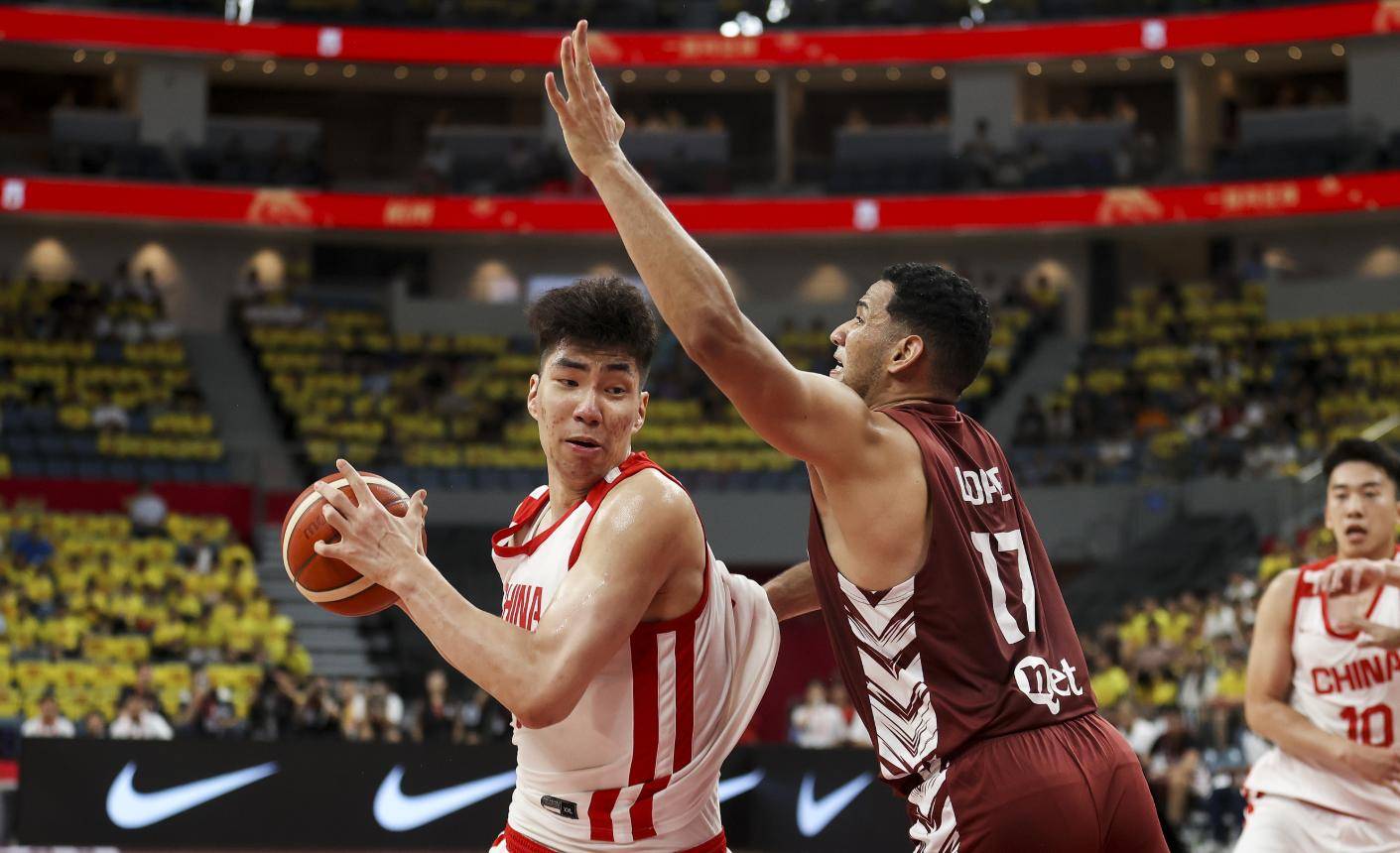 开云体育app-关键时刻球员挥洒汗水，助胜利而归