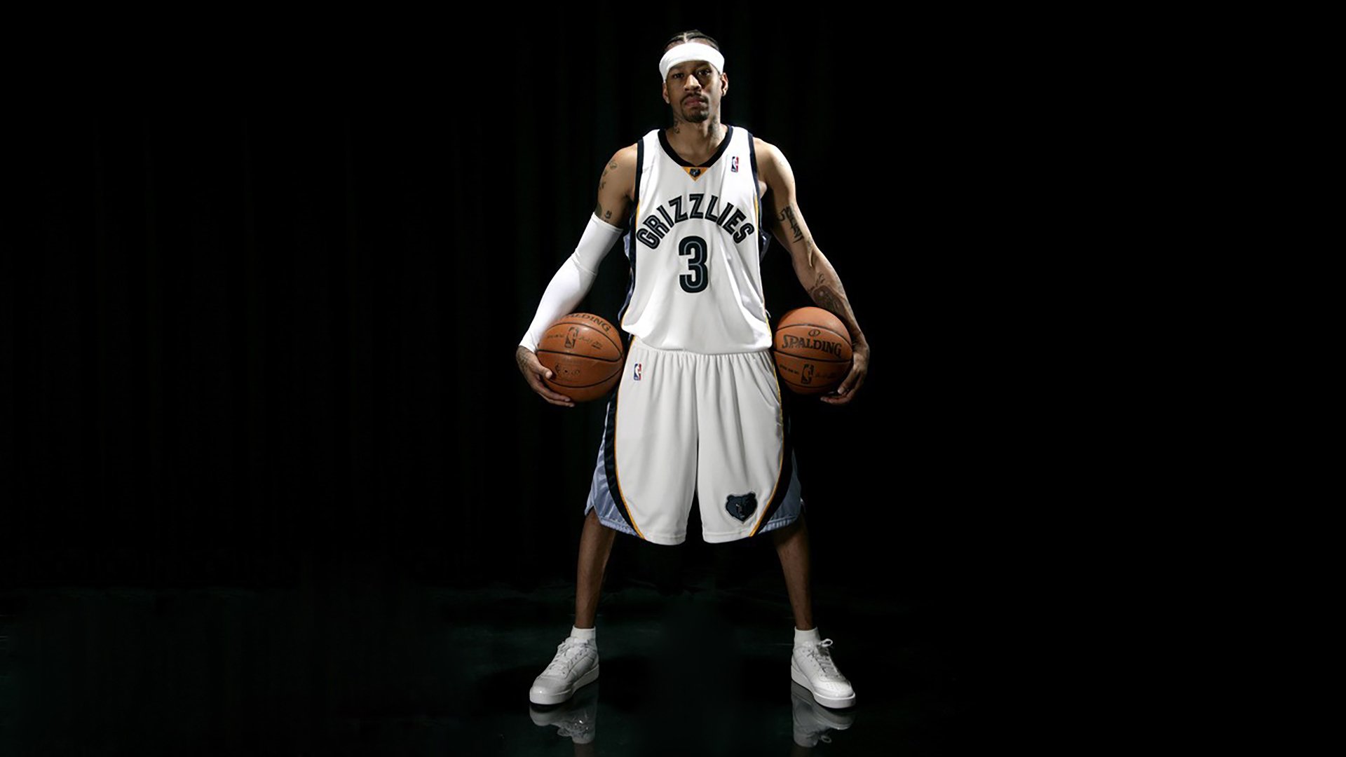 迷失的灵魂枷锁—那不勒斯在跨越时空的荣光之战中轻取利物浦