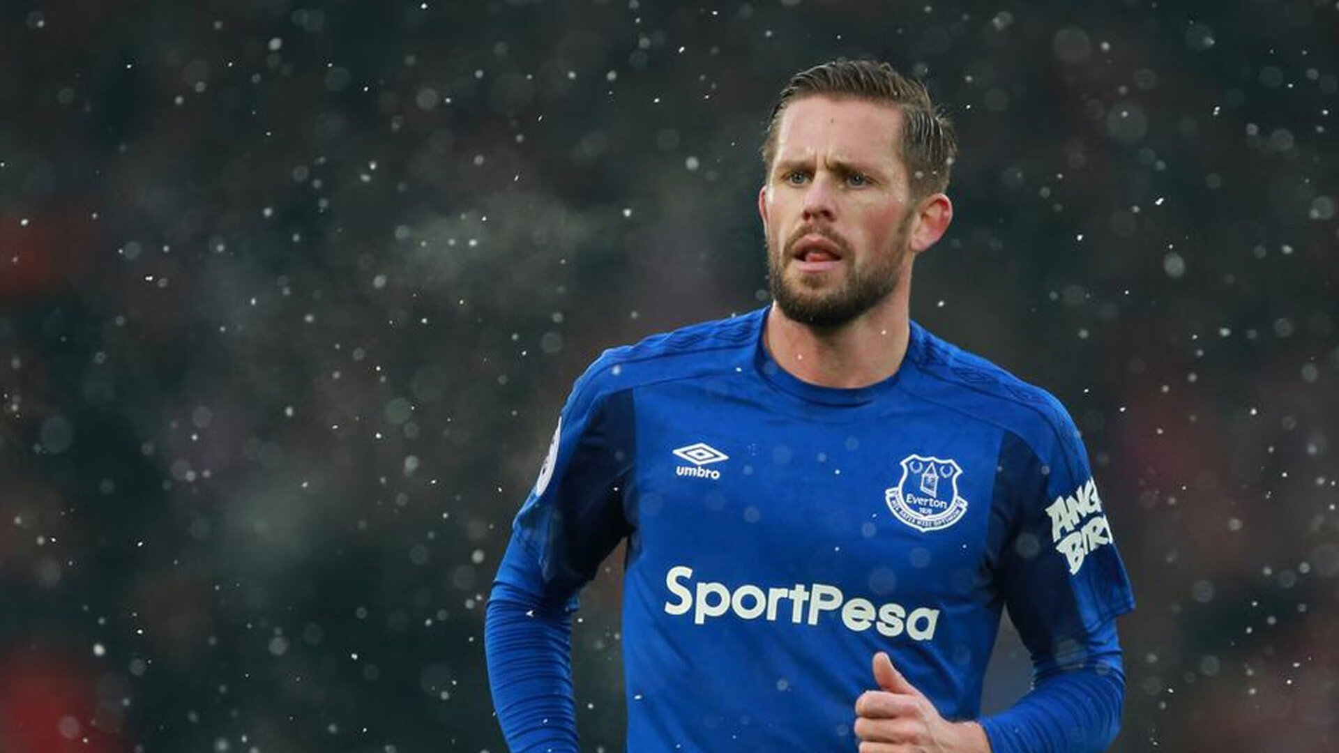 开云体育下载-冰海破冰船！阿尔瓦雷斯鏖战挪威刷新纪录，尤文的北欧远征史诗